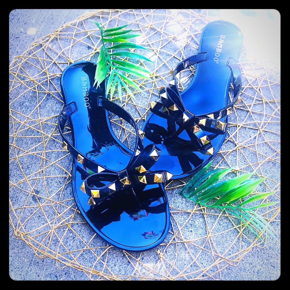 Black sandals